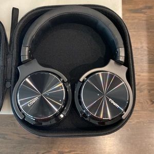 Cowan head phones